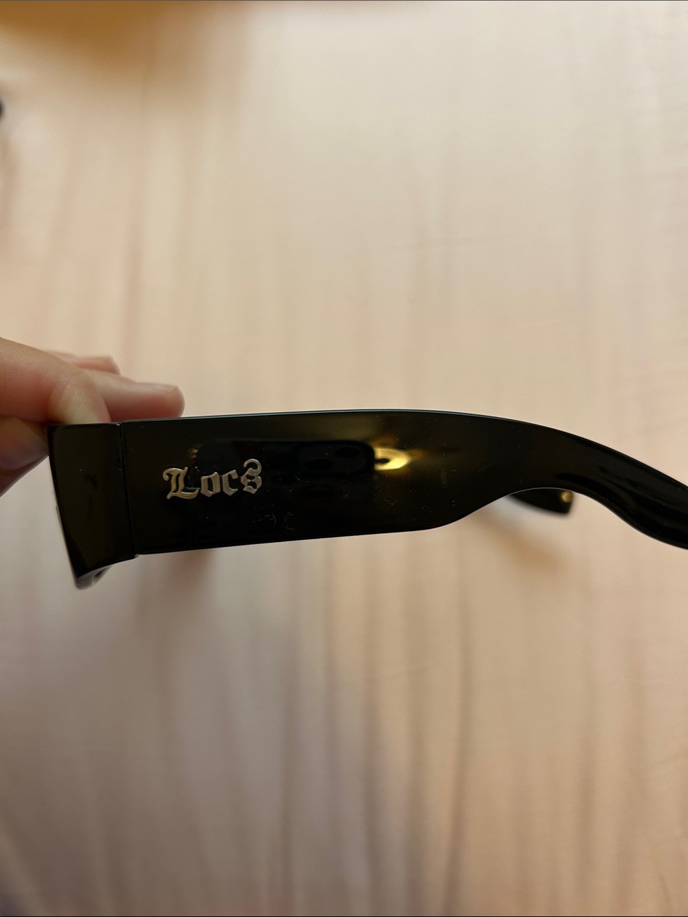 Classic Black Rectangular Women’s Sunglasses - Picture 3 of 4